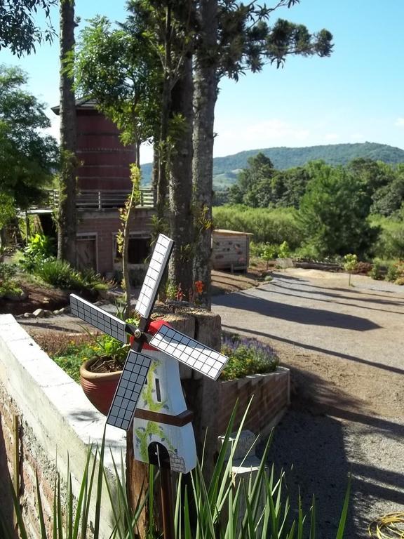 Bina'S Haus Pousada, Cafeteria E Atelier Нова-Петрополіс Екстер'єр фото